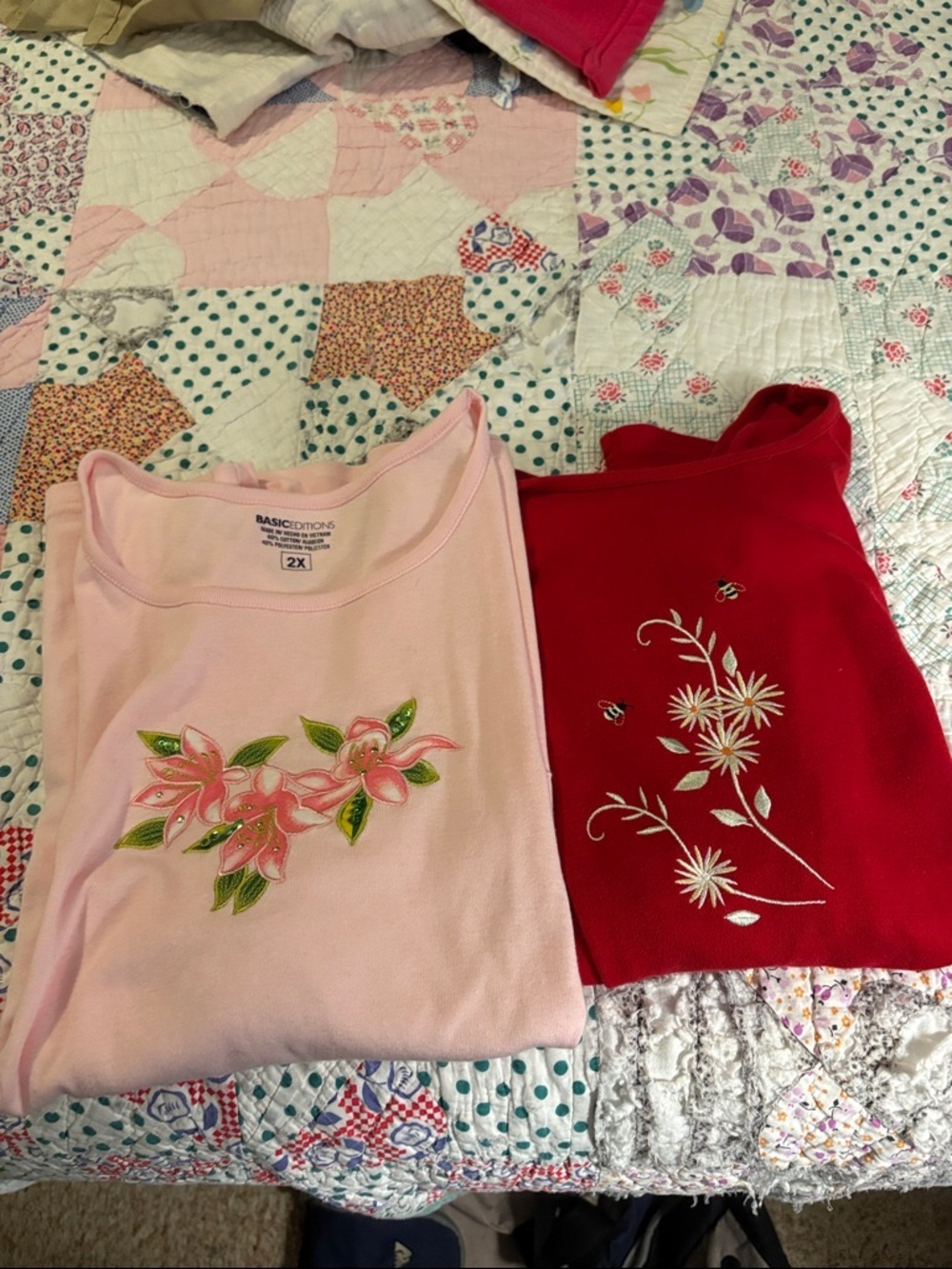 Bundle of Basic Editions Pink and Red Short Sleeve Floral Applique Tees
